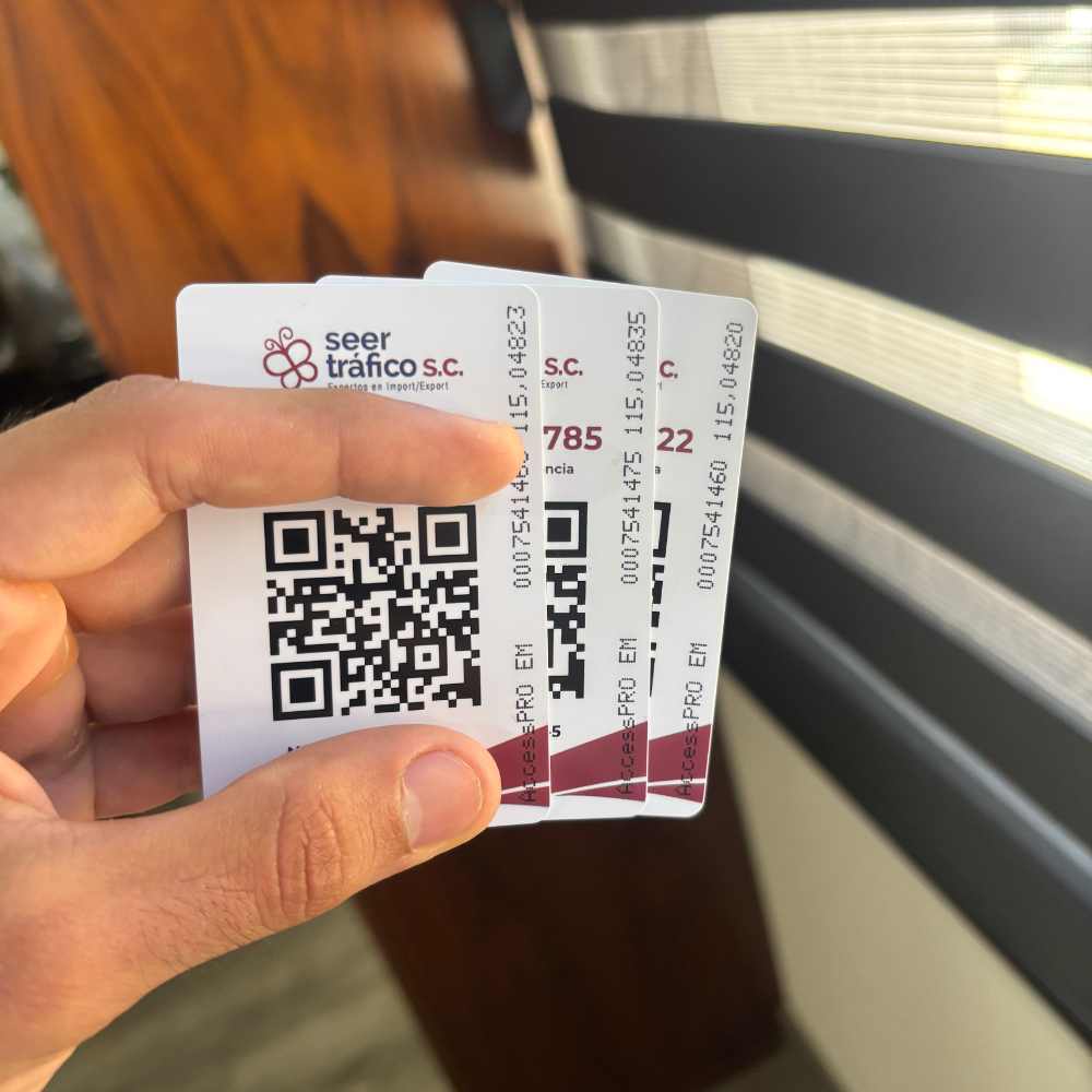 Tarjeta NFC chip en uso