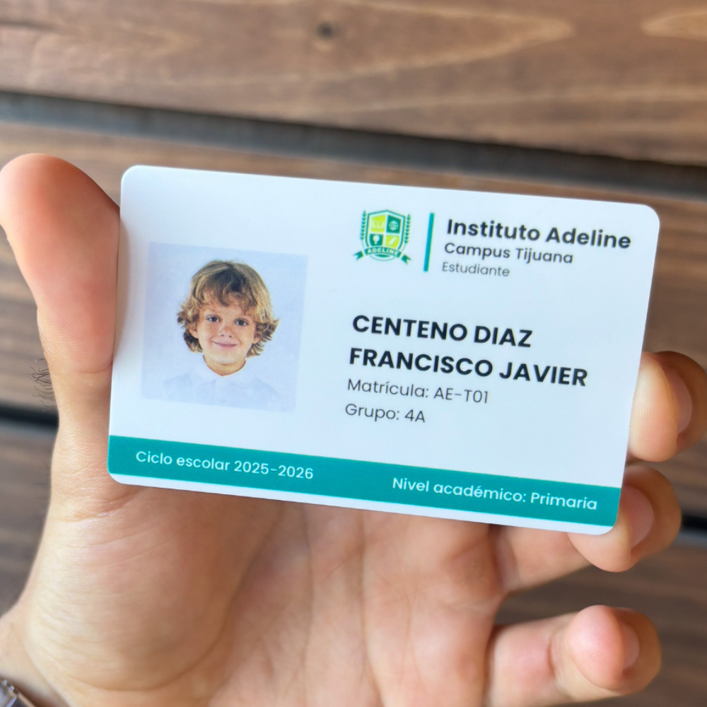 Credenciales escolares en PVC