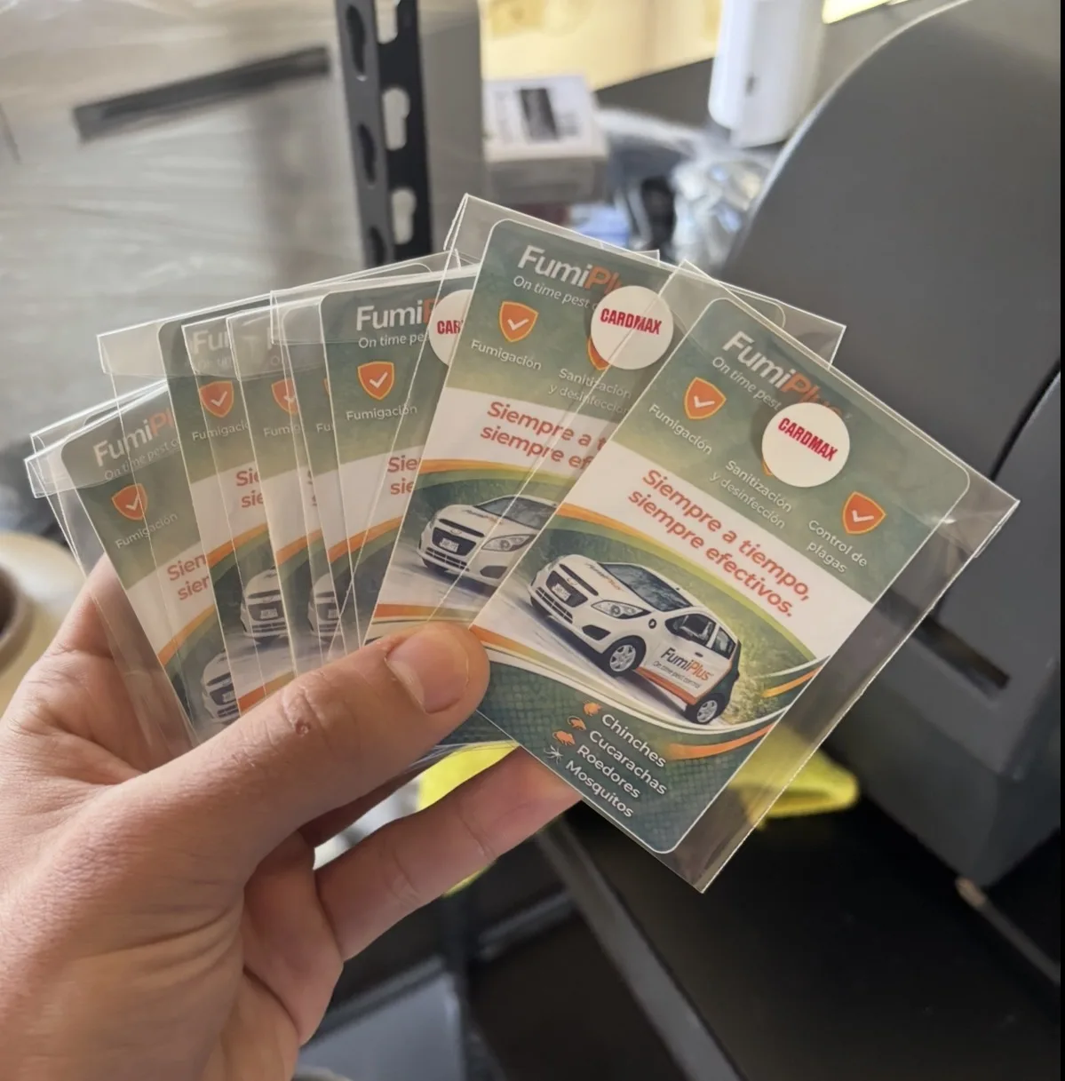 Tarjetas PVC promocionales FumiPlus