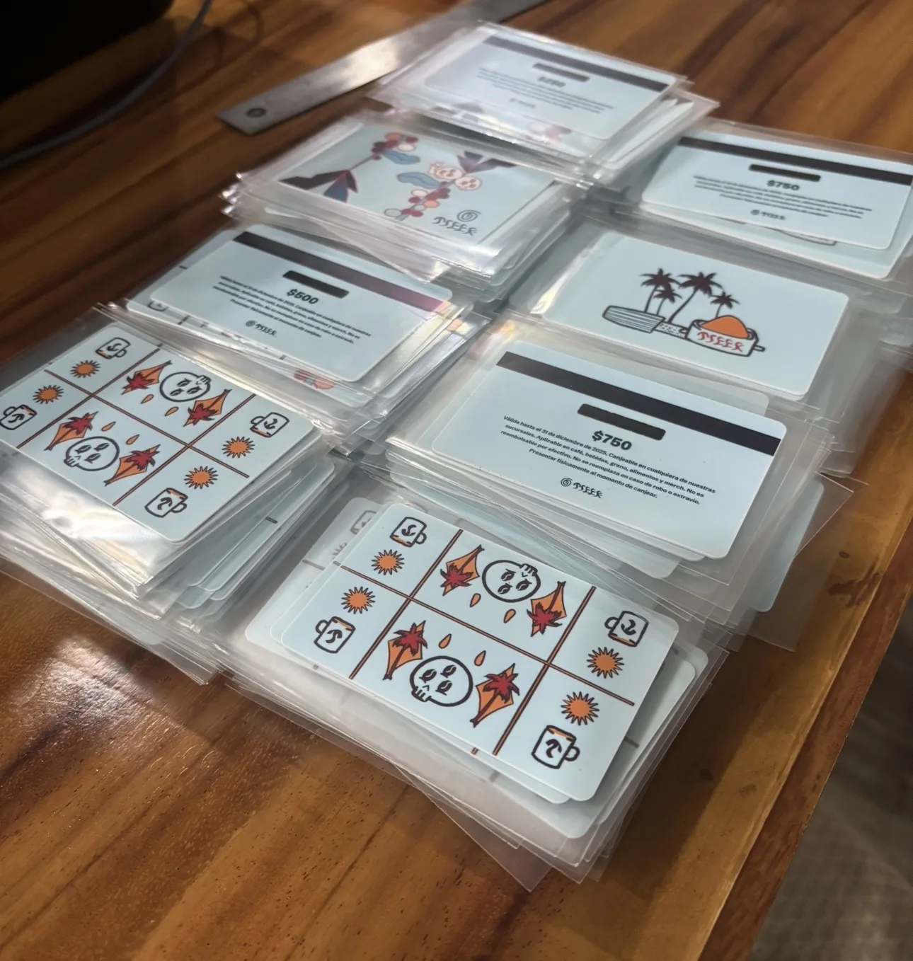 Tarjetas de regalo en PVC Grupo Tseek